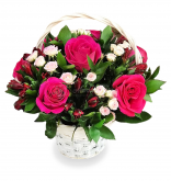 Букет из роз Корзинка цветов "Хрупкая"